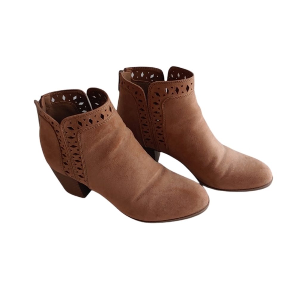 Indigo Rd Tan Faux Suede Zip Back Booties with Cutouts Size 9